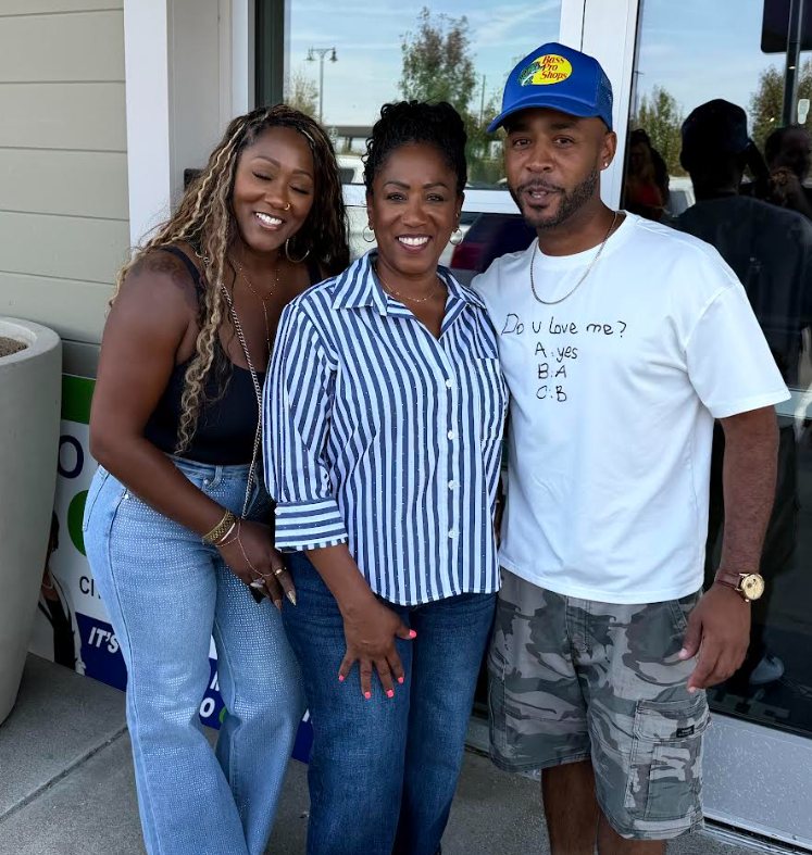 Ronna Green with family